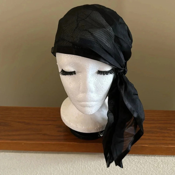 Collectors hat Bonwit Teller by famous designer Don Kline luxury store The Met - Picture 5 of 17